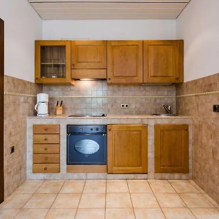 Nada 1 Apartment