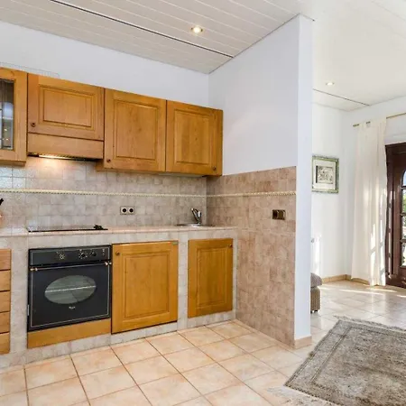Apartment Nada 1 *